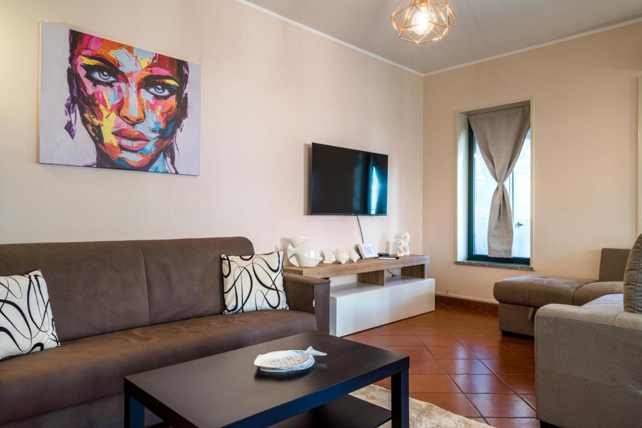 Loft Angolo Sul Mare Letojanni Zewnętrze zdjęcie